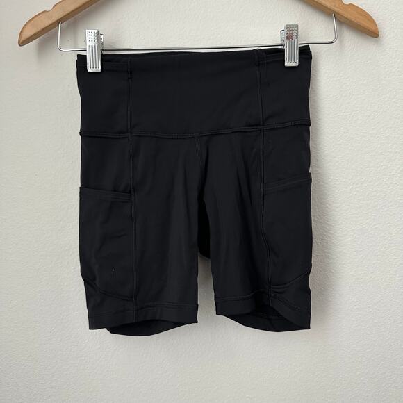 Lululemon Athletica Fast and Free High-Rise Short Size 2 - Picture 1 of 6